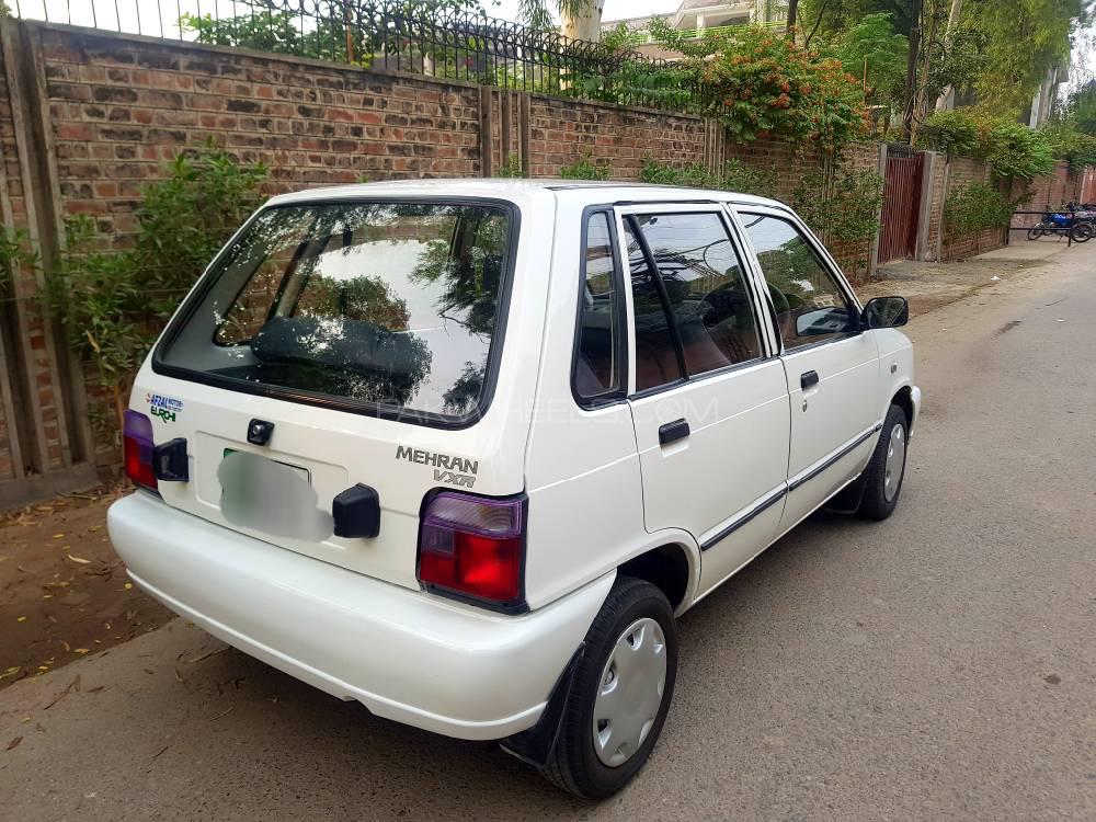 Suzuki Mehran 2016 for Sale in Lahore Suzuki Mehran 2016 for Sale in Lahore Image-3