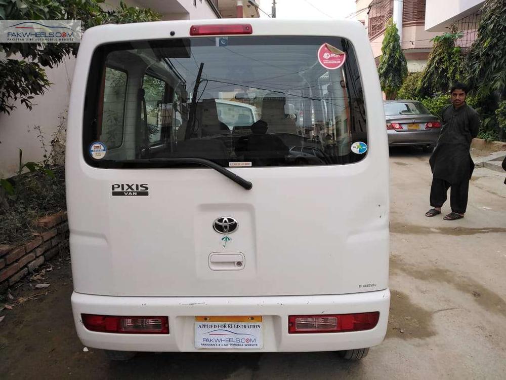 Toyota Pixis Van 2013 for Sale in Karachi Toyota Pixis Van 2013 for Sale in Karachi Image-16
