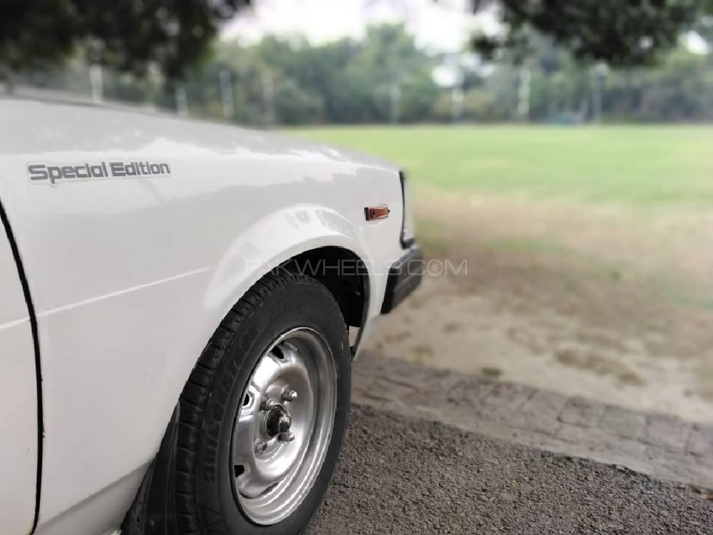Toyota Corolla 1982 for Sale in Lahore Toyota Corolla 1982 for Sale in Lahore Image-2
