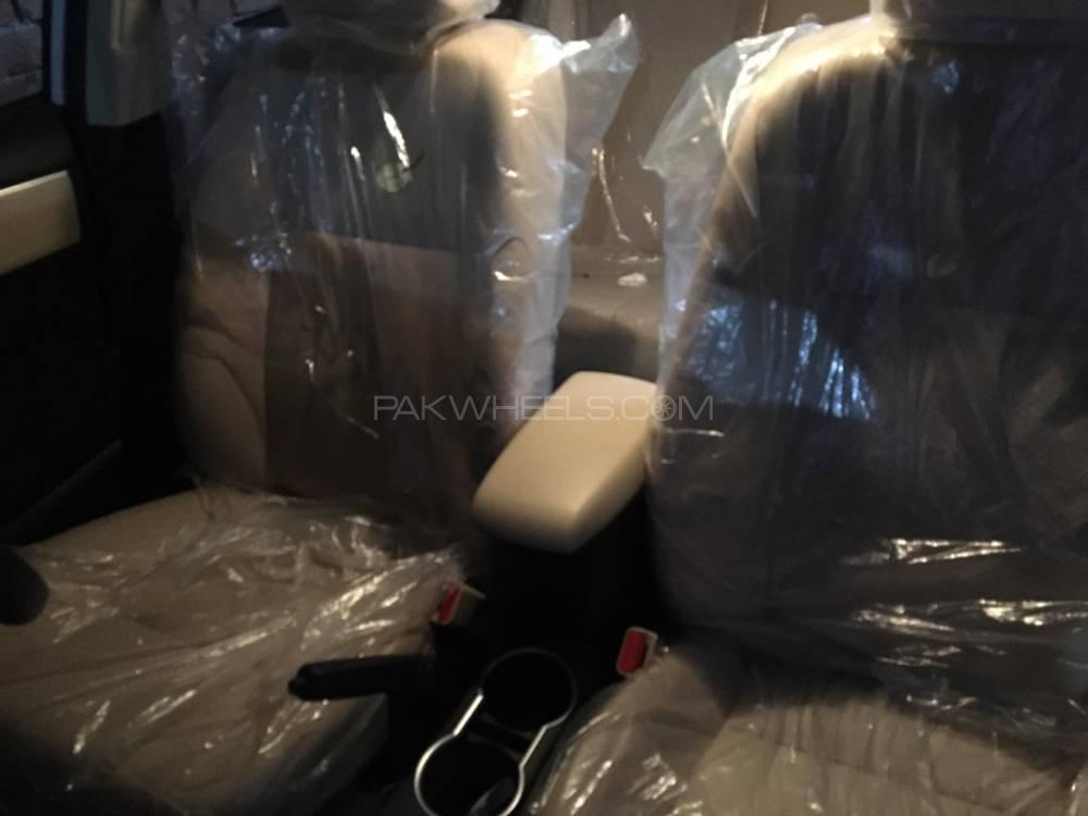 Toyota Corolla 2018 for Sale in Lahore Toyota Corolla 2018 for Sale in Lahore Image-10