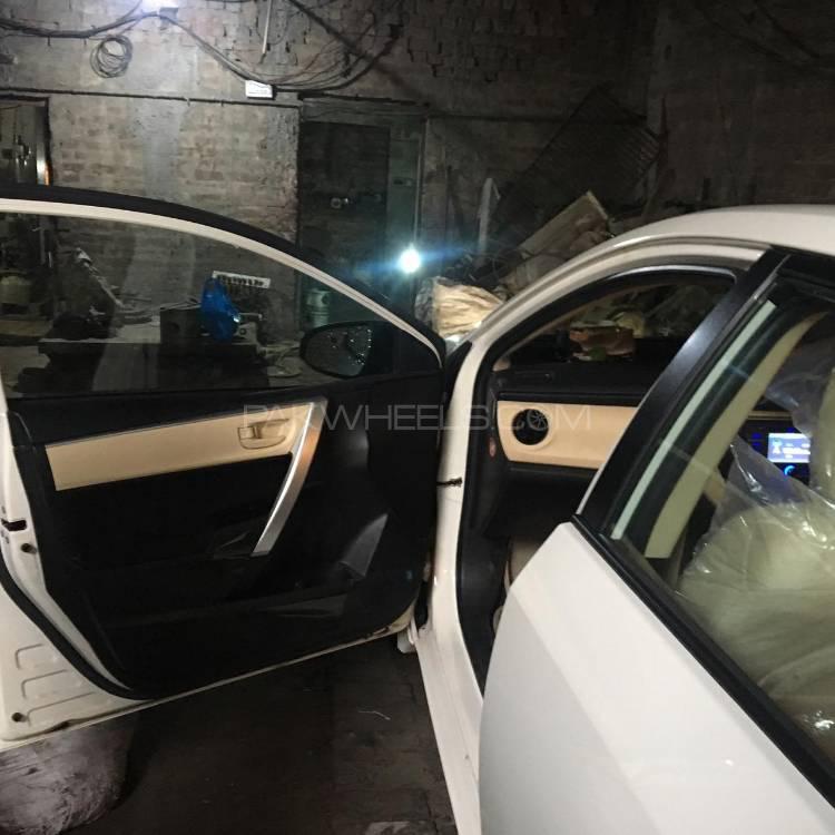 Toyota Corolla 2018 for Sale in Lahore Toyota Corolla 2018 for Sale in Lahore Image-17