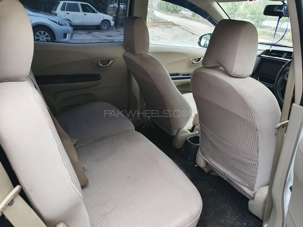 Honda BR-V 2017 for Sale in Peshawar Honda BR-V 2017 for Sale in Peshawar Image-5