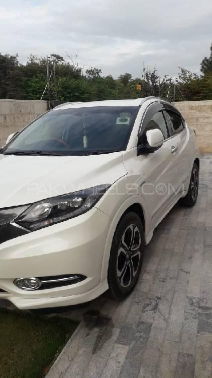 Honda Vezel 2015 for Sale in Peshawar Honda Vezel 2015 for Sale in Peshawar Image-5