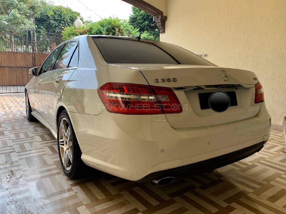 Mercedes Benz E Class 2010 for Sale in Peshawar Mercedes Benz E Class 2010 for Sale in Peshawar Image-14
