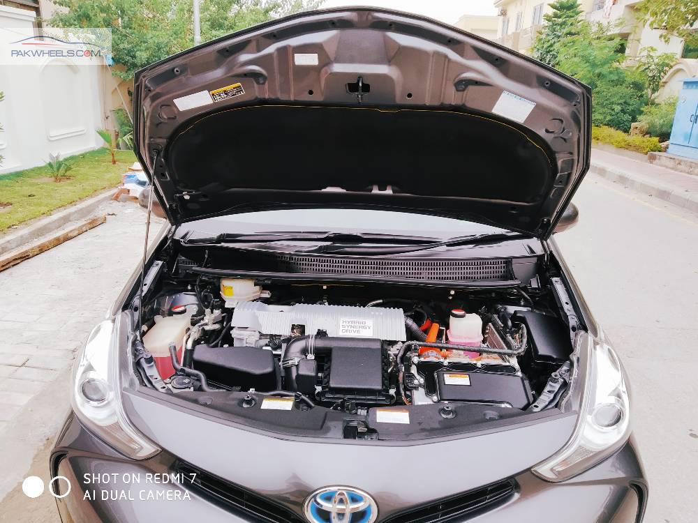 Toyota Prius Alpha 2015 for Sale in Islamabad Toyota Prius Alpha 2015 for Sale in Islamabad Image-3