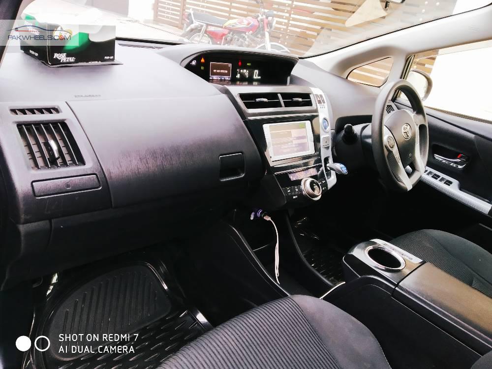Toyota Prius Alpha 2015 for Sale in Islamabad Toyota Prius Alpha 2015 for Sale in Islamabad Image-17