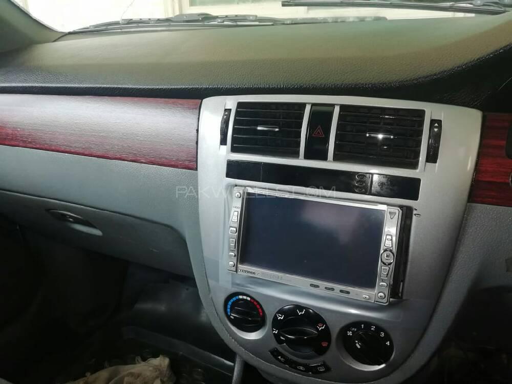 Chevrolet Optra 2005 for Sale in Multan Chevrolet Optra 2005 for Sale in Multan Image-11