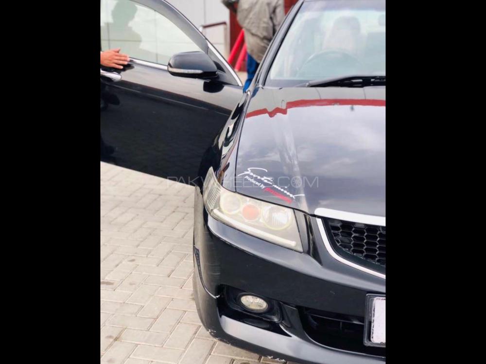 Honda Accord 2004 for Sale in Sialkot Honda Accord 2004 for Sale in Sialkot Image-3