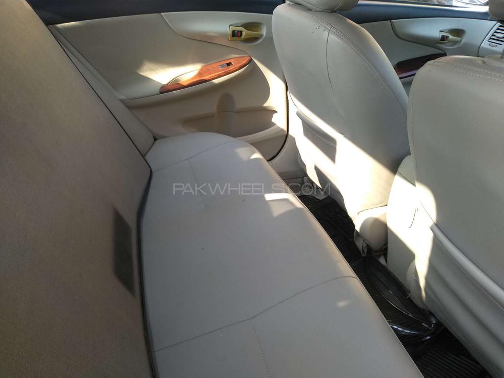 Toyota Corolla 2014 for Sale in Karachi Toyota Corolla 2014 for Sale in Karachi Image-12