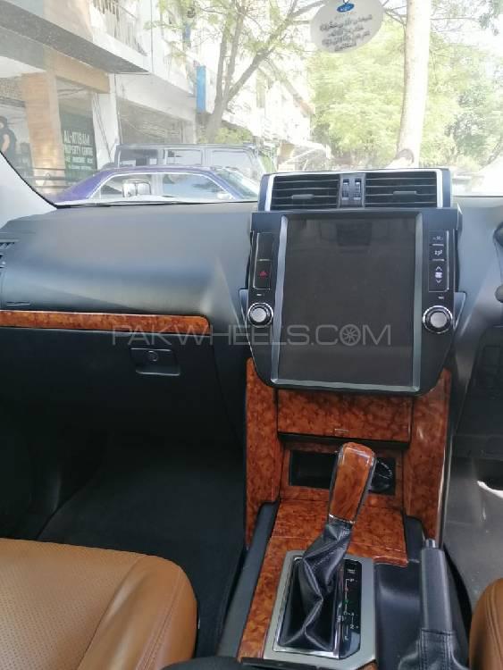 Toyota Prado 2014 for Sale in Rawalpindi Toyota Prado 2014 for Sale in Rawalpindi Image-4