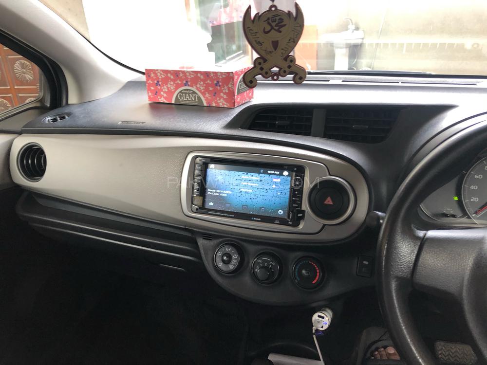 Toyota Vitz 2012 for Sale in Lahore Toyota Vitz 2012 for Sale in Lahore Image-6