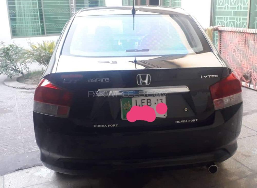 Honda City 2013 for Sale in Depal pur Honda City 2013 for Sale in Depal pur Image-5