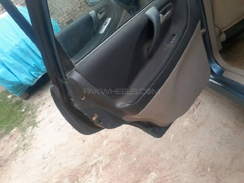 Suzuki Liana 2006 for Sale in Sargodha Suzuki Liana 2006 for Sale in Sargodha Image-17