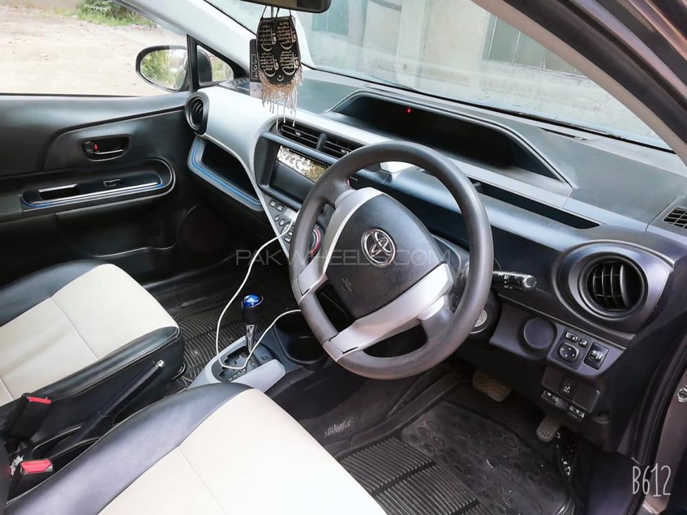 Toyota Aqua 2013 for Sale in Sargodha Toyota Aqua 2013 for Sale in Sargodha Image-9