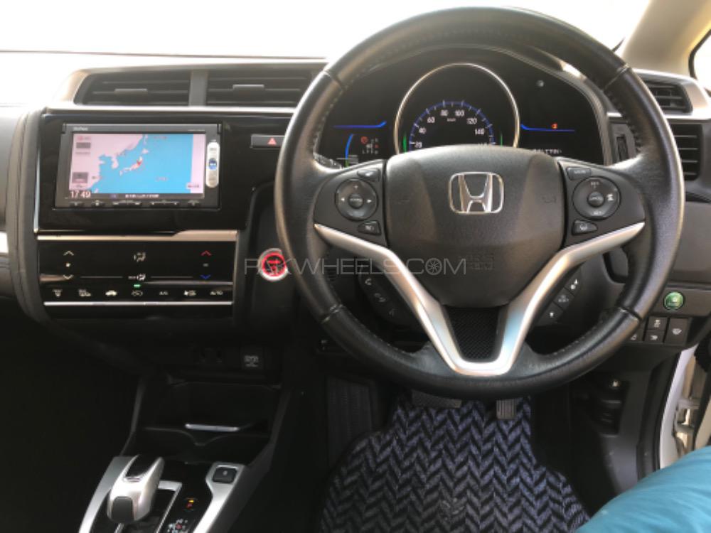 Honda Fit 2017 for Sale in Lahore Honda Fit 2017 for Sale in Lahore Image-12