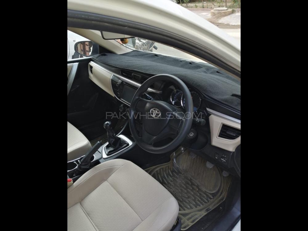 Toyota Corolla 2014 for Sale in Karachi Toyota Corolla 2014 for Sale in Karachi Image-2