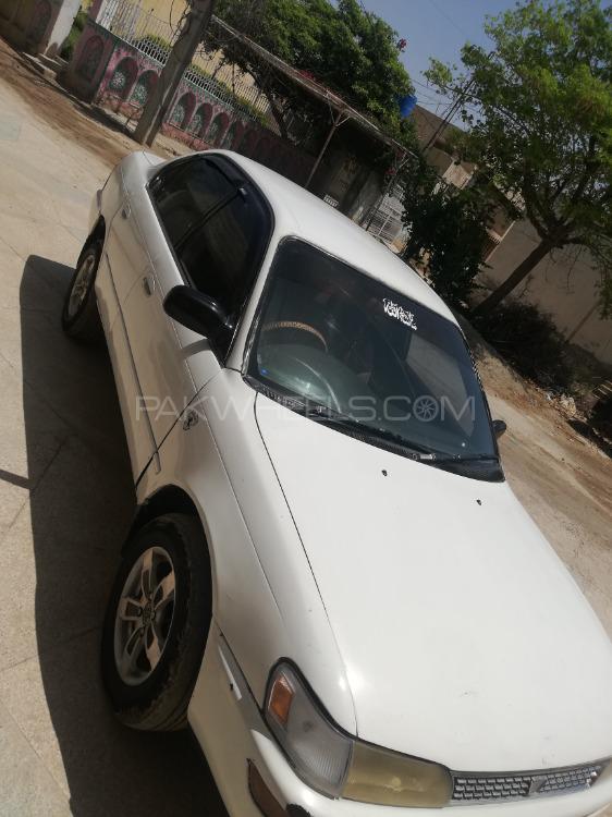 Toyota Corolla 2001 for Sale in Dera ismail khan Image-1