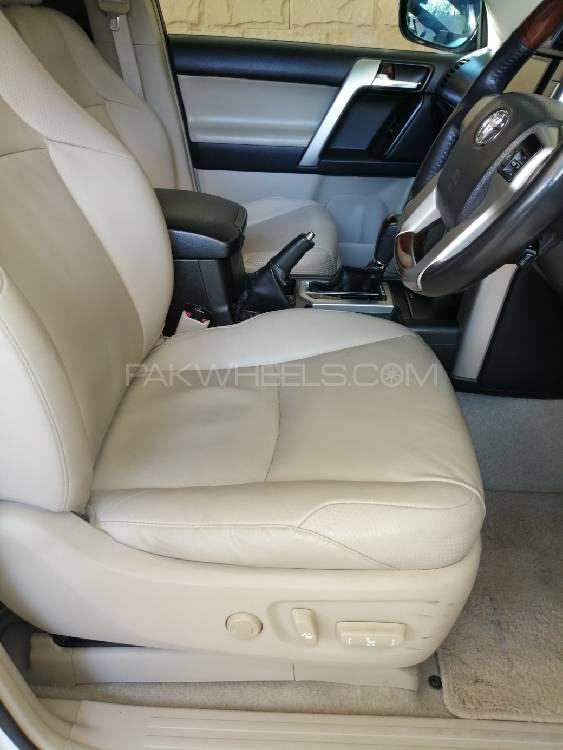 Toyota Prado 2010 for Sale in Mardan Toyota Prado 2010 for Sale in Mardan Image-2