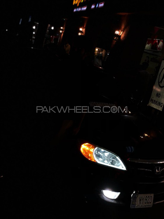 Honda Civic - 2005  Honda Civic - 2005  Image-4