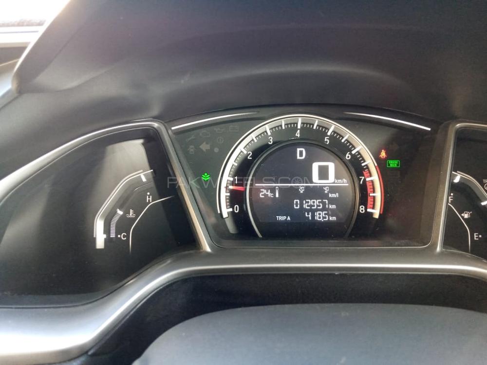 Honda Civic 2018 for Sale in Sialkot Honda Civic 2018 for Sale in Sialkot Image-8