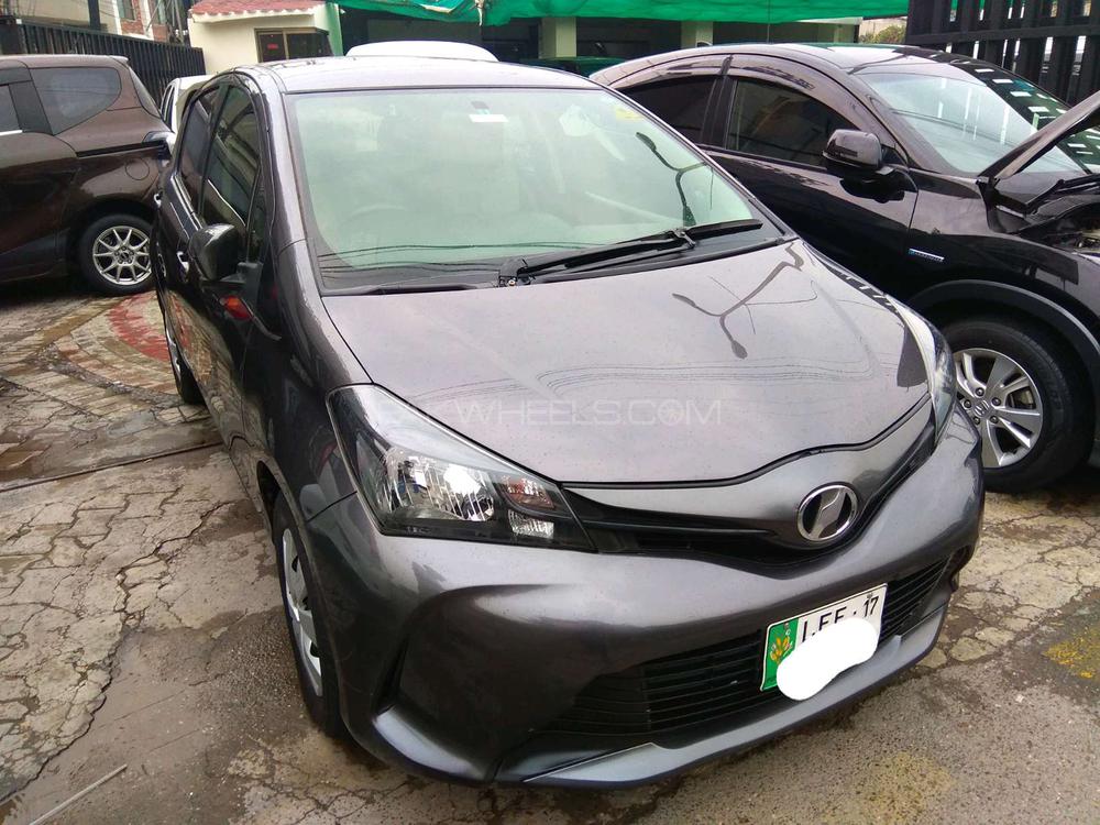 Toyota Vitz 2015 for Sale in Lahore Toyota Vitz 2015 for Sale in Lahore Image-3