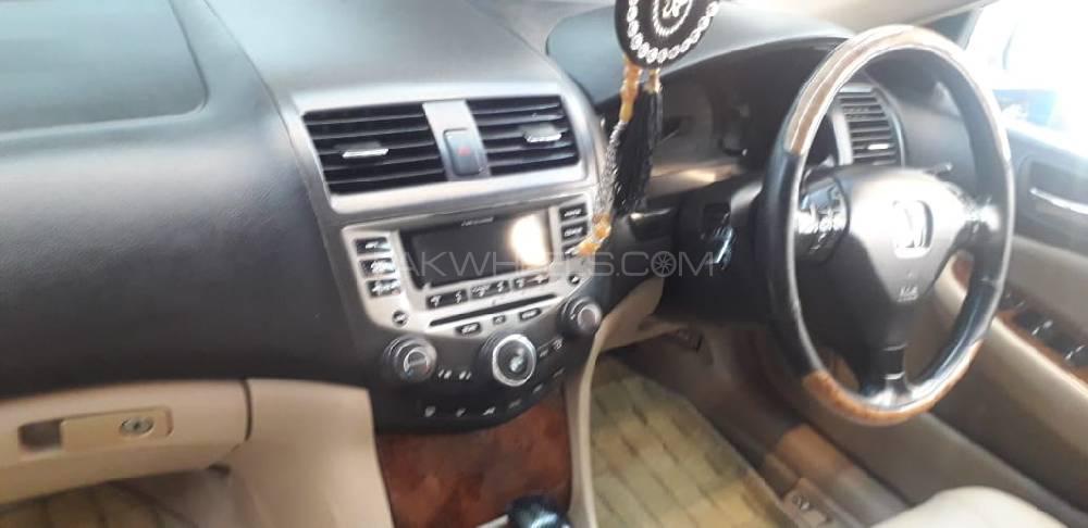 Honda Accord 2006 for Sale in Multan Honda Accord 2006 for Sale in Multan Image-10