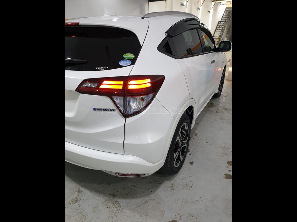 Honda Vezel 2014 for Sale in Lahore Honda Vezel 2014 for Sale in Lahore Image-5