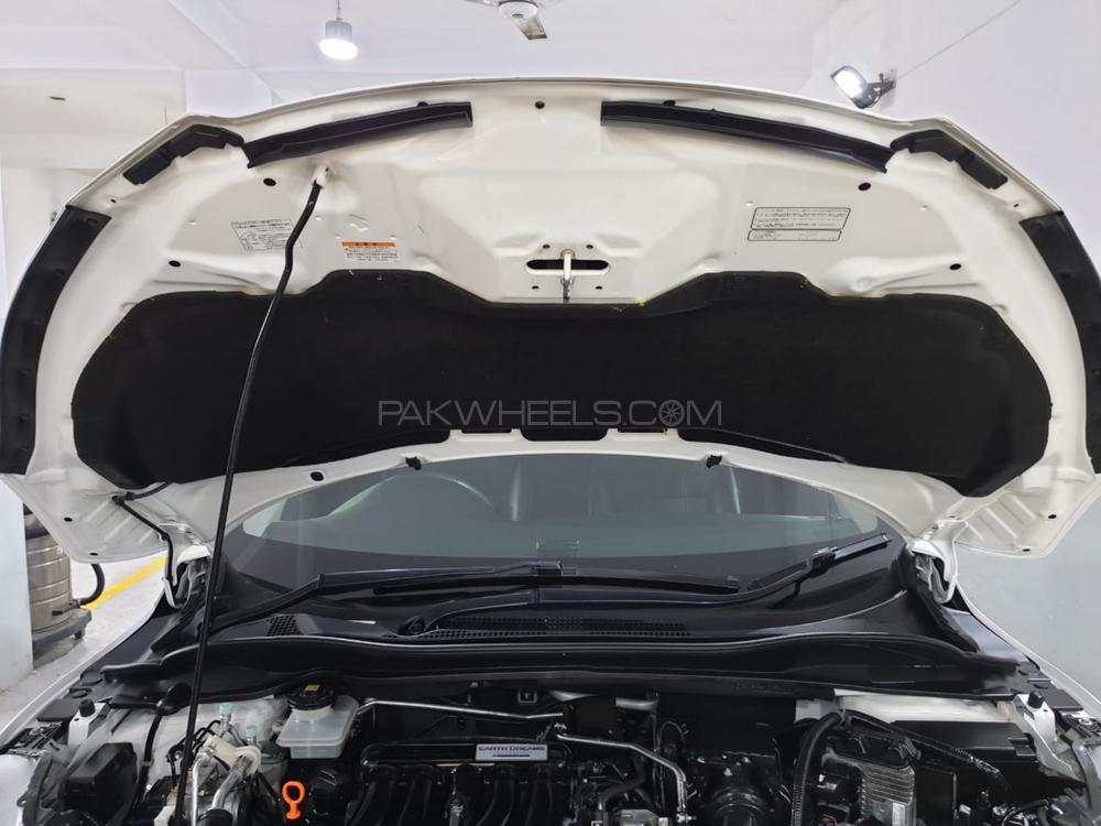 Honda Vezel 2014 for Sale in Lahore Honda Vezel 2014 for Sale in Lahore Image-7