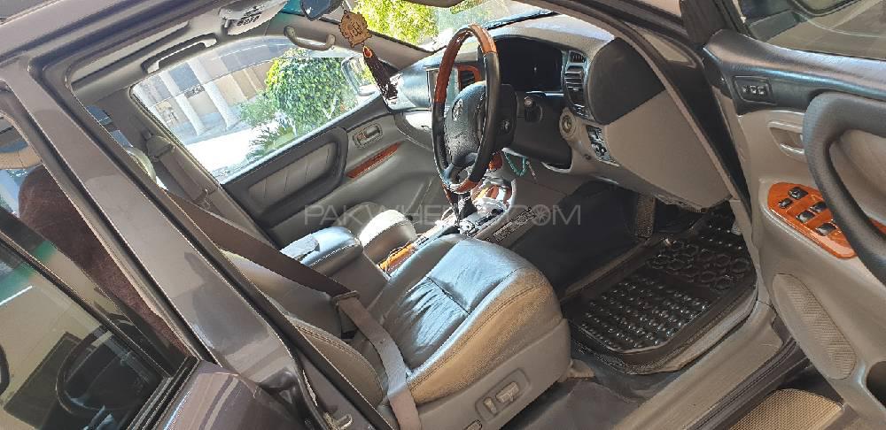 ٹویوٹا لینڈ کروزر 2006 for Sale in راولپنڈی ٹویوٹا لینڈ کروزر 2006 for Sale in راولپنڈی Image-12