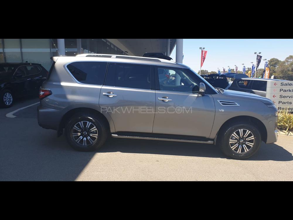 Nissan Patrol 2019 for Sale in Karachi Nissan Patrol 2019 for Sale in Karachi Image-5