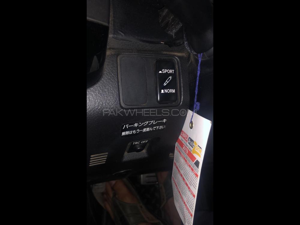 ٹویوٹا مارک ایکس 2005 for Sale in پشاور ٹویوٹا مارک ایکس 2005 for Sale in پشاور Image-6