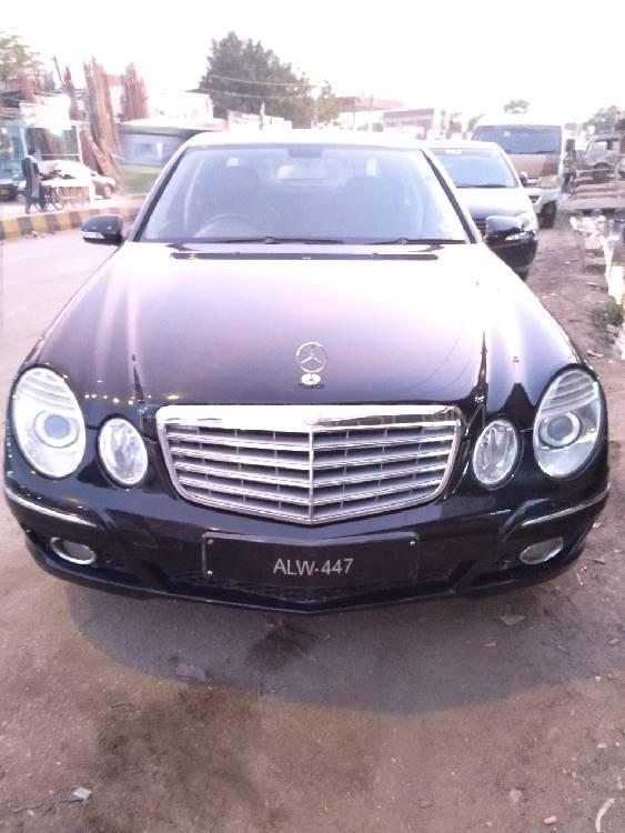 Mercedes Benz E Class 2006 for Sale in Hyderabad Image-1