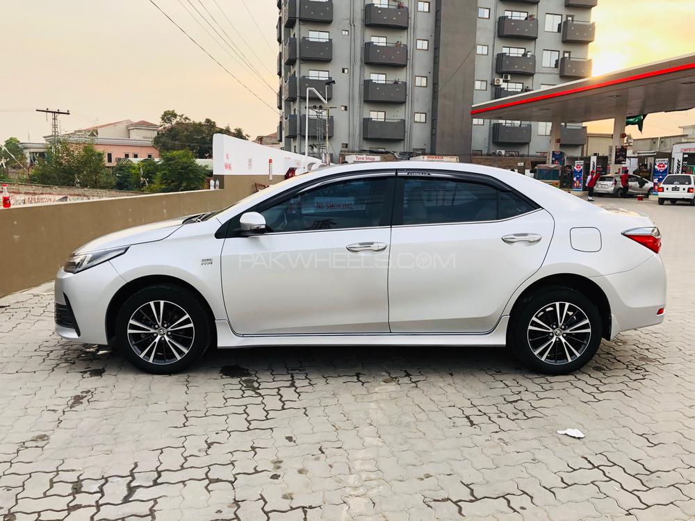 Toyota Corolla 2017 for Sale in Peshawar Toyota Corolla 2017 for Sale in Peshawar Image-9