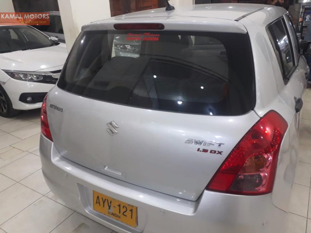 Suzuki Swift 2012 for Sale in Karachi Suzuki Swift 2012 for Sale in Karachi Image-4