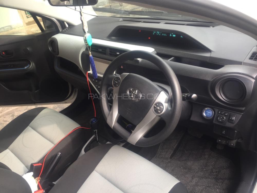 Toyota Aqua 2014 for Sale in Attock Toyota Aqua 2014 for Sale in Attock Image-2