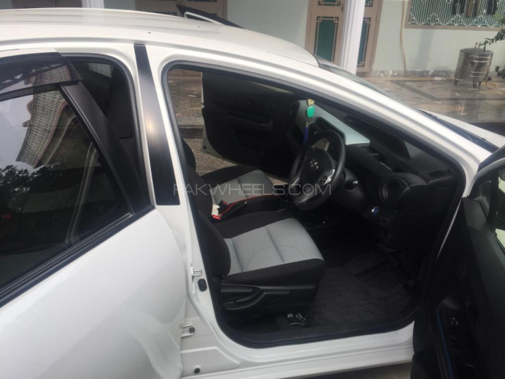 Toyota Aqua 2014 for Sale in Attock Toyota Aqua 2014 for Sale in Attock Image-3