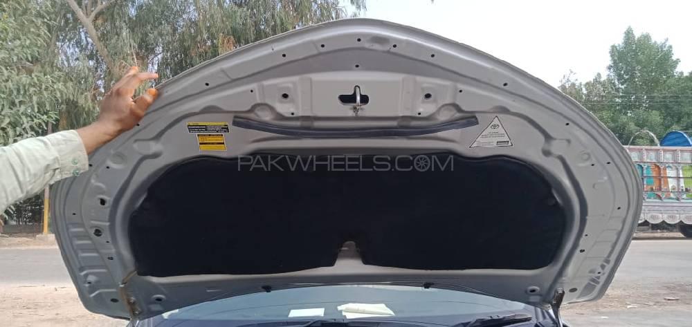 Toyota Corolla 2017 for Sale in Khairpur Mir Toyota Corolla 2017 for Sale in Khairpur Mir Image-6