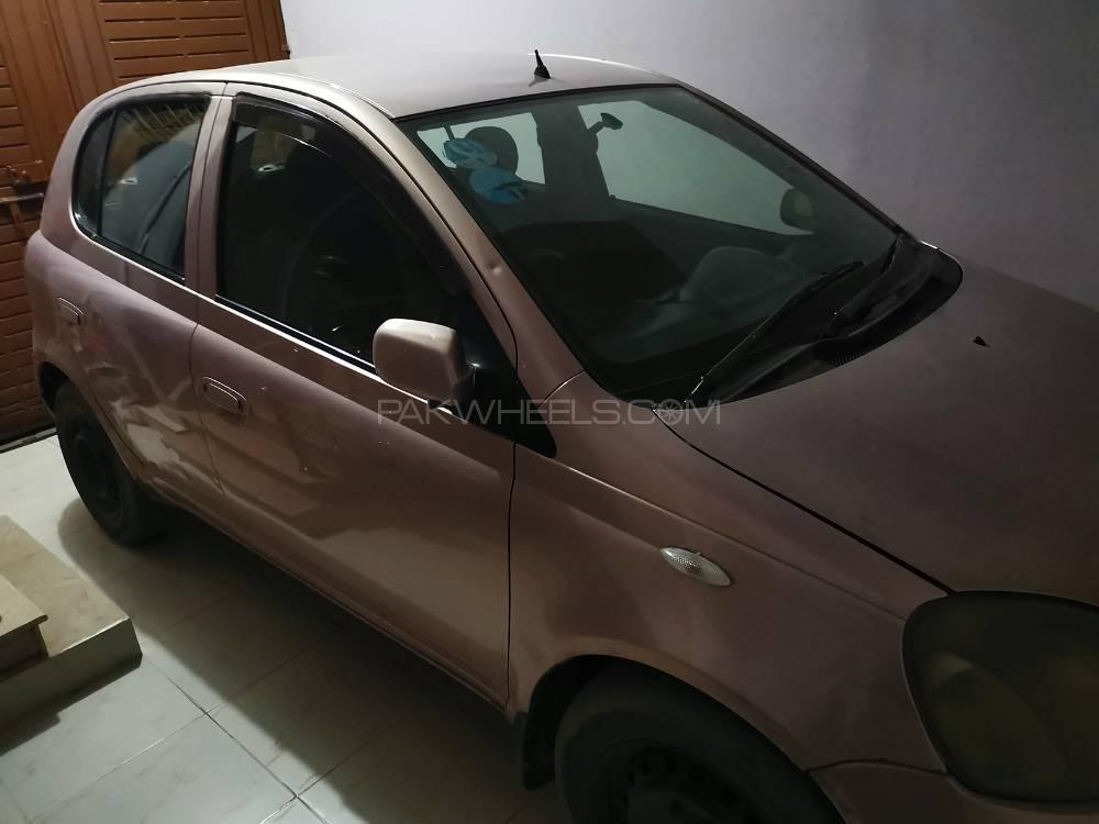 Toyota Vitz 2000 for Sale in Karachi Toyota Vitz 2000 for Sale in Karachi Image-3