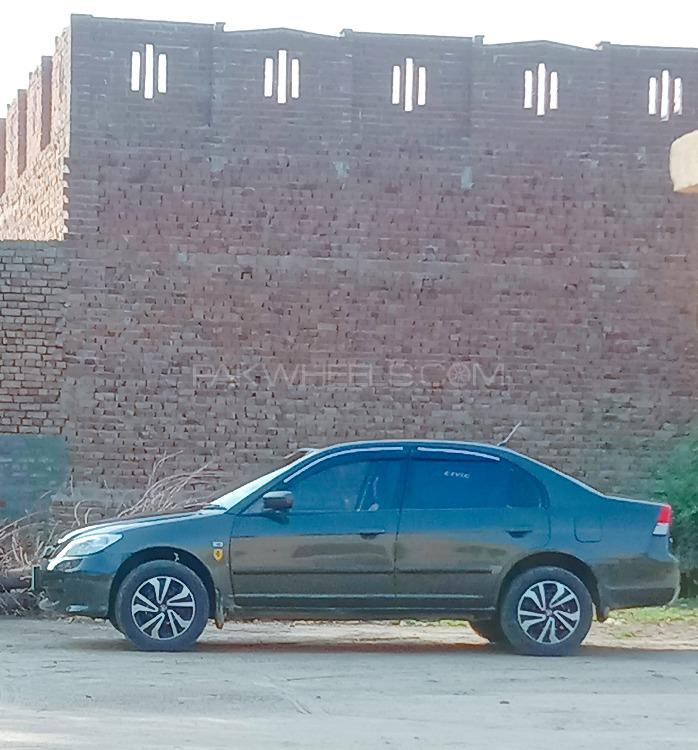 Honda Civic 2004 for Sale in Chiniot Image-1