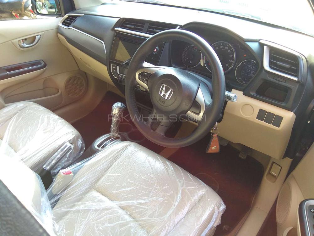 Honda BR-V 2018 for Sale in Lahore Honda BR-V 2018 for Sale in Lahore Image-5