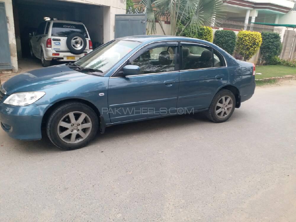 Honda Civic 2004 for Sale in Bahawalpur Honda Civic 2004 for Sale in Bahawalpur Image-4
