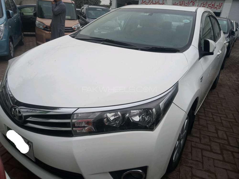 Toyota Corolla 2017 for Sale in Gujranwala Toyota Corolla 2017 for Sale in Gujranwala Image-2