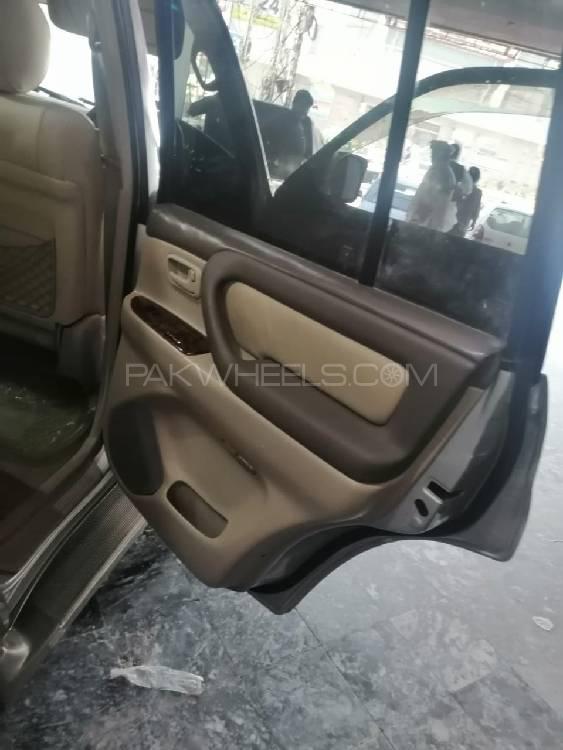 Toyota Land Cruiser 2001 for Sale in Islamabad Toyota Land Cruiser 2001 for Sale in Islamabad Image-10