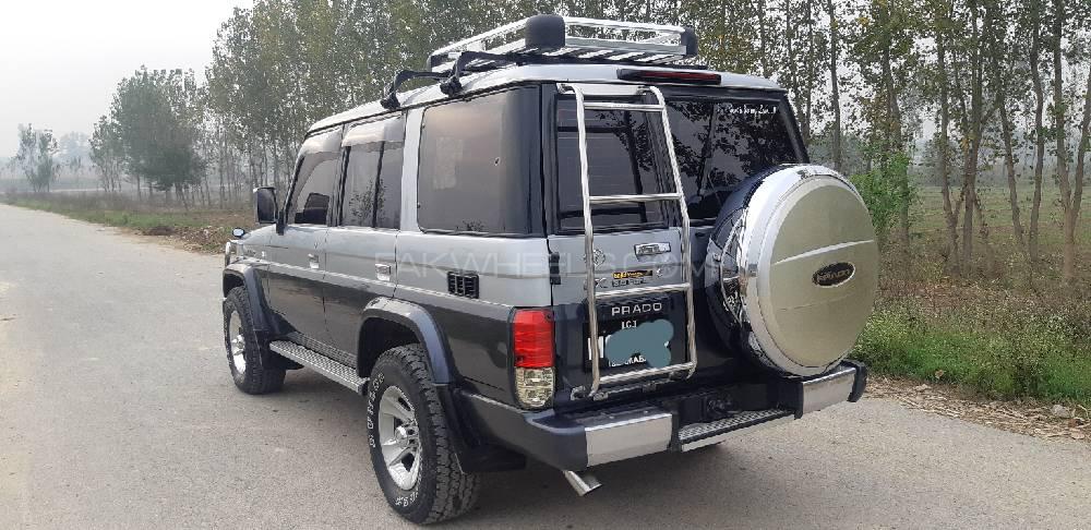 Toyota Prado 1994 for Sale in Peshawar Toyota Prado 1994 for Sale in Peshawar Image-7