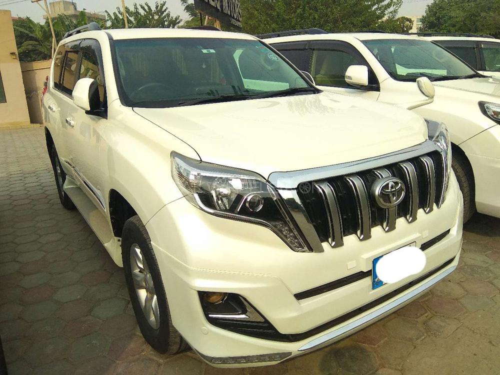Toyota Prado 2011 for Sale in Lahore Toyota Prado 2011 for Sale in Lahore Image-9
