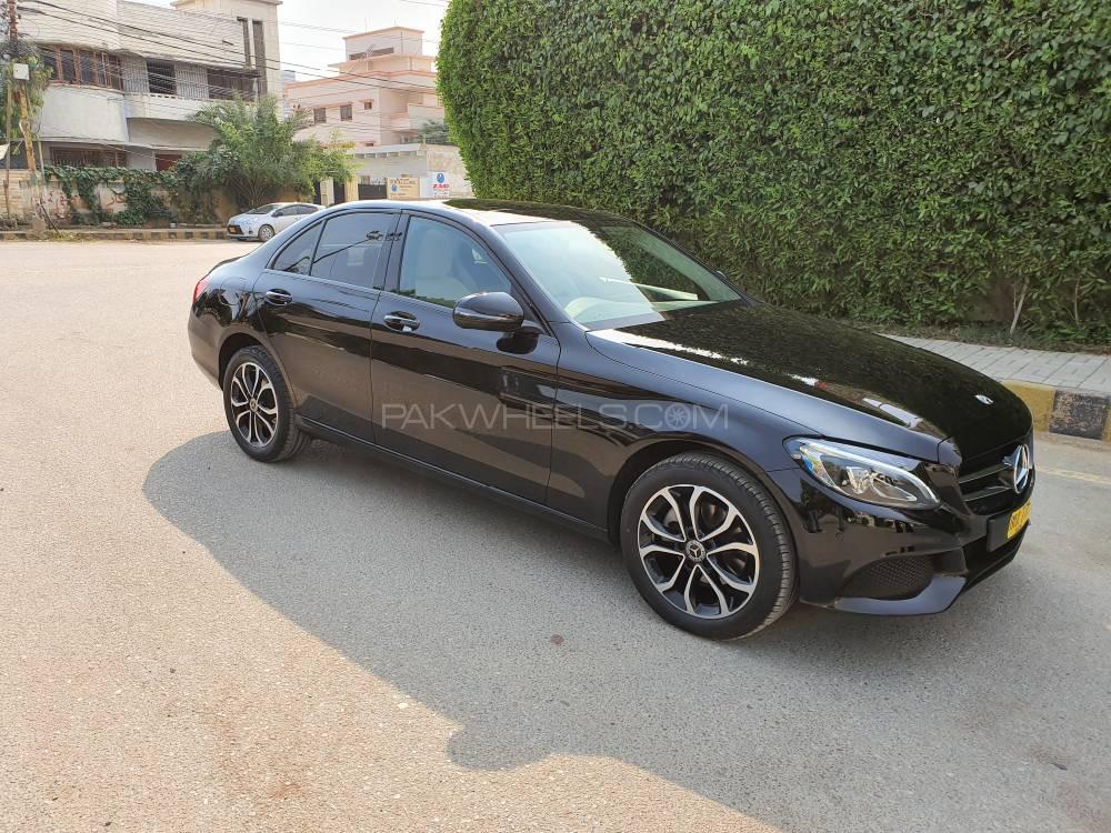 Mercedes Benz C Class 2018 for Sale in Karachi Mercedes Benz C Class 2018 for Sale in Karachi Image-2