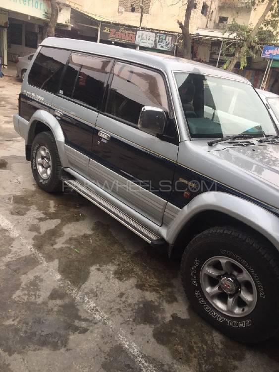 Mitsubishi Pajero 1995 for Sale in Lahore Mitsubishi Pajero 1995 for Sale in Lahore Image-3