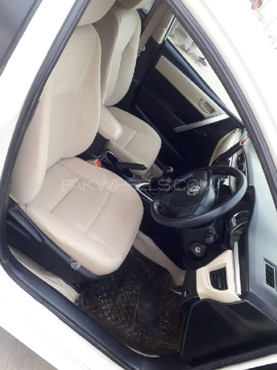 Toyota Corolla 2017 for Sale in Multan Toyota Corolla 2017 for Sale in Multan Image-2