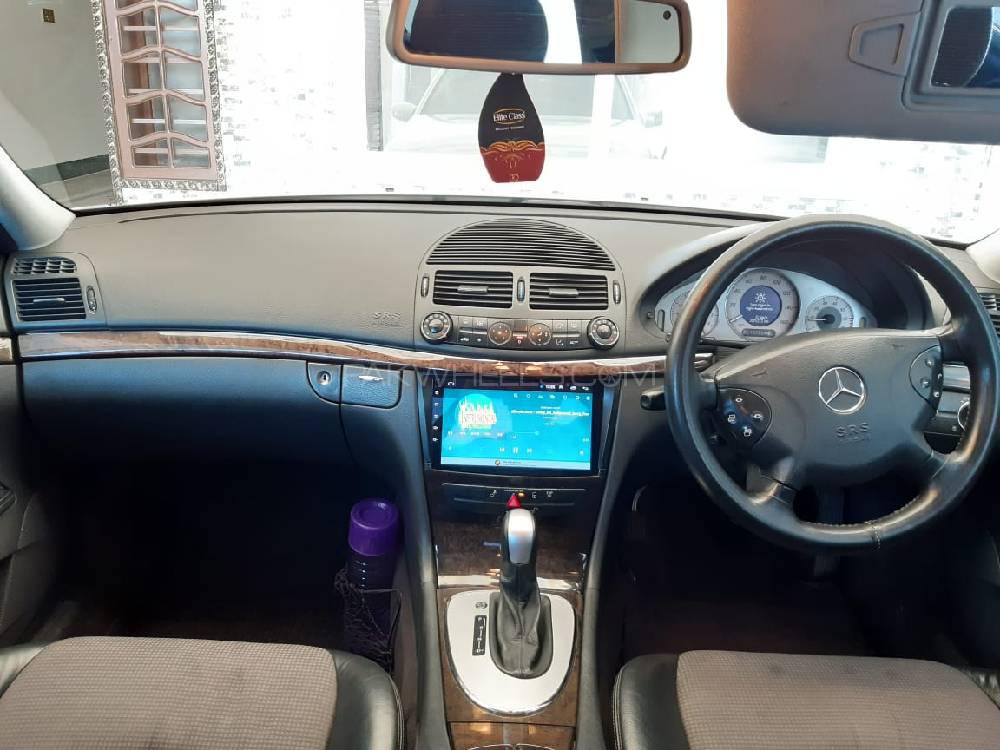 مرسڈیز بینز ای کلاس 2004 for Sale in نوشہرہ کینٹ مرسڈیز بینز ای کلاس 2004 for Sale in نوشہرہ کینٹ Image-9