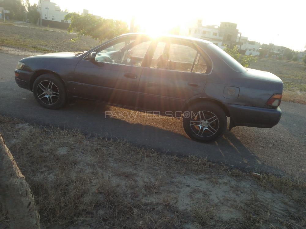 Toyota Corolla 1992 for Sale in Lahore Toyota Corolla 1992 for Sale in Lahore Image-3